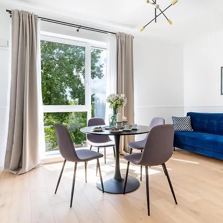 Ukiel Park 31 Przy Plazy Miejskiej I Lesie - Free Parking, Klimatyzacja ,fv Olsztyn (Warmian-Masurian)